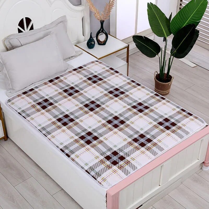 Waterproof Changing Mat: Breathable & Non-Slip for Babies