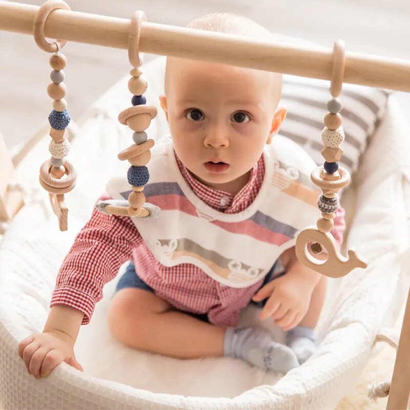 1Set Wooden Rattle Teethers & Play Gym for Newborns