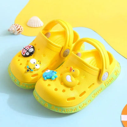 Summer Kids Hole Sandals – DIY Waterproof Play Clogs