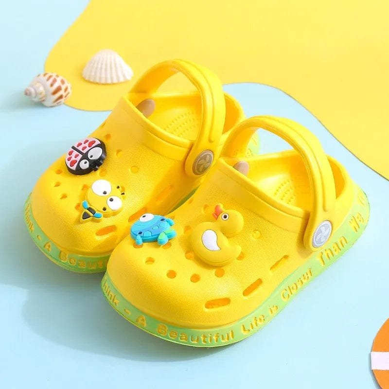 Summer Kids Hole Sandals – DIY Waterproof Play Clogs