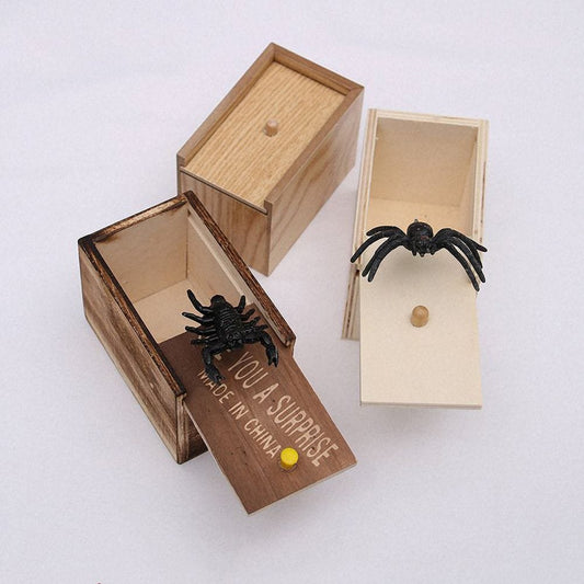 Novelty Prank Scare Spider Box Wooden April Fool's Day Surprise