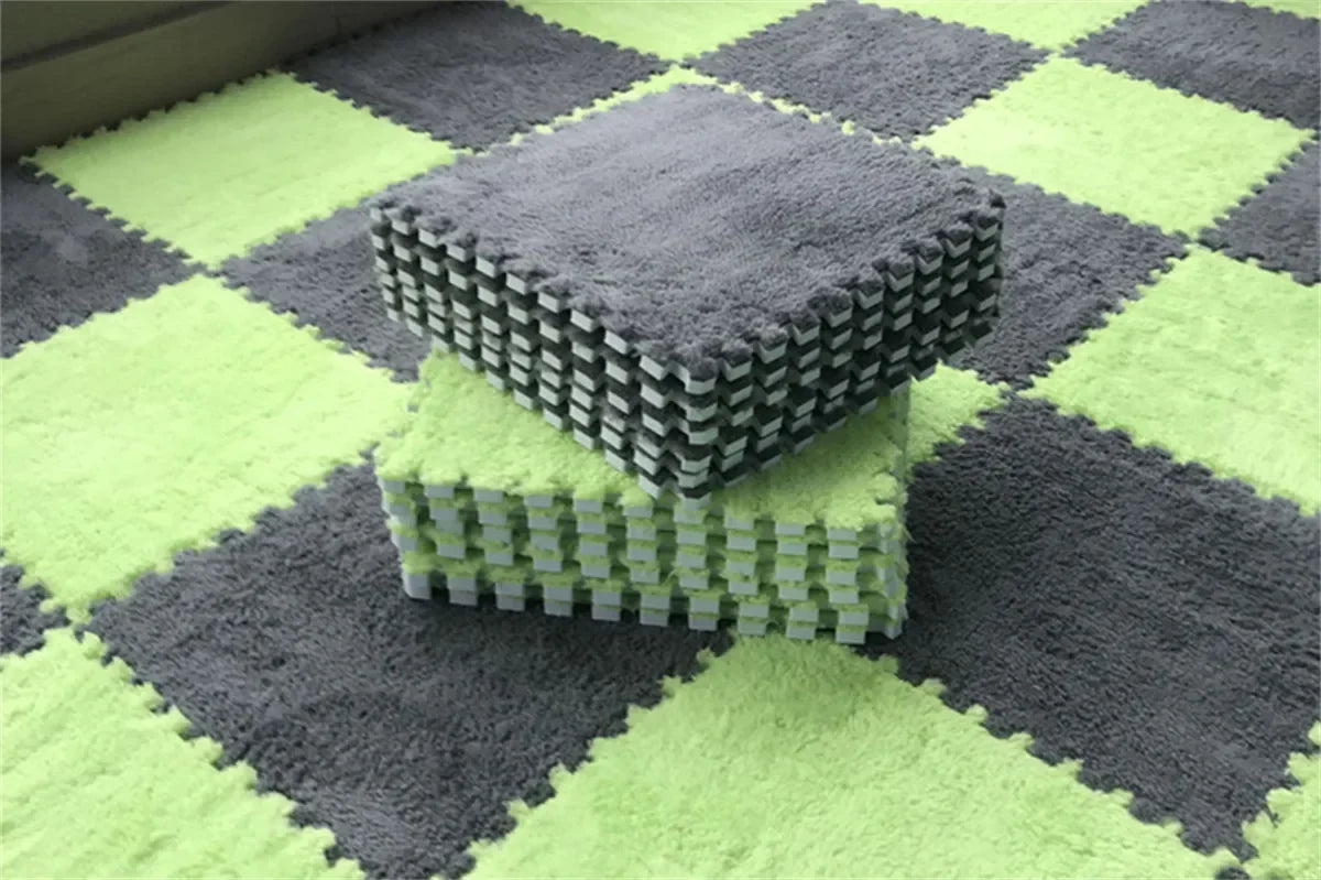Soft Plush Interlocking Kids Play Mat Tiles – 30×30 cm