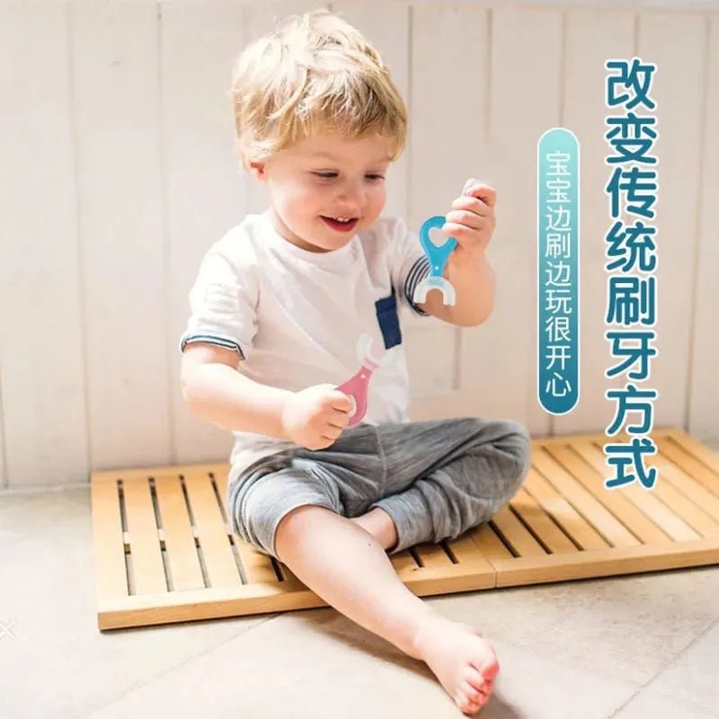 360-Degree U-Shaped Children's Toothbrush - Silicone Teeth Cleaner