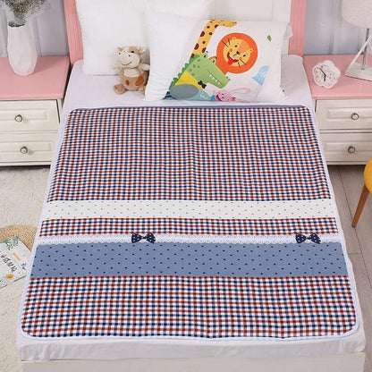 Waterproof Changing Mat: Breathable & Non-Slip for Babies