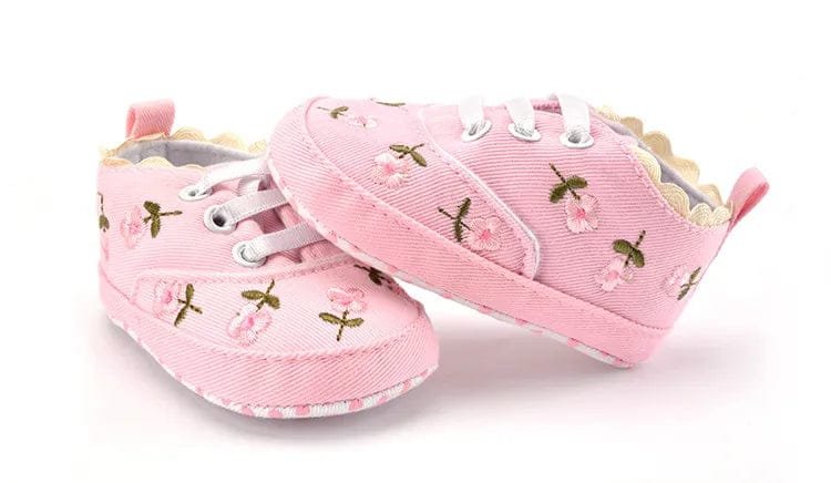 White Lace Floral Baby Girl Shoes – Soft Prewalkers