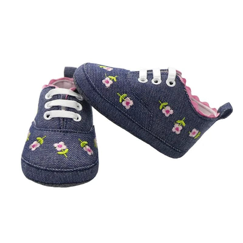 White Lace Floral Baby Girl Shoes – Soft Prewalkers