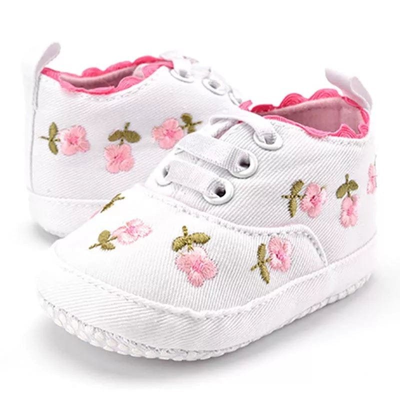 White Lace Floral Baby Girl Shoes – Soft Prewalkers