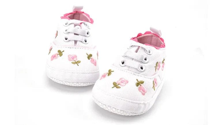 White Lace Floral Baby Girl Shoes – Soft Prewalkers
