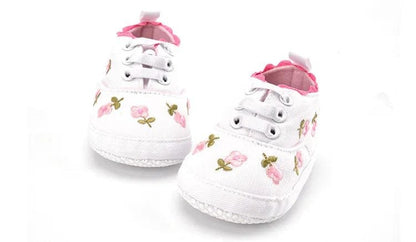 White Lace Floral Baby Girl Shoes – Soft Prewalkers